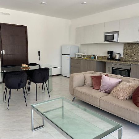 Hermoso Departamento Con Piscina Y Estacionamiento アスンシオン エクステリア 写真