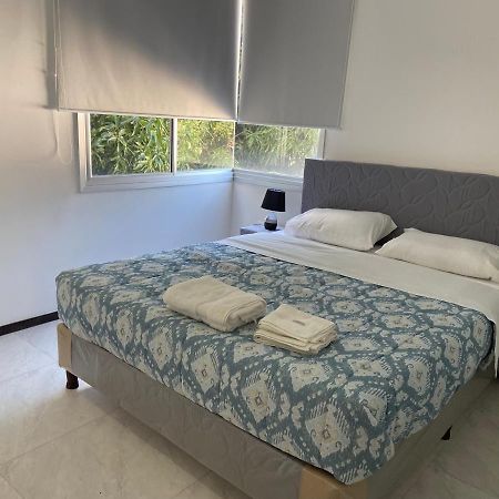 Hermoso Departamento Con Piscina Y Estacionamiento アスンシオン エクステリア 写真