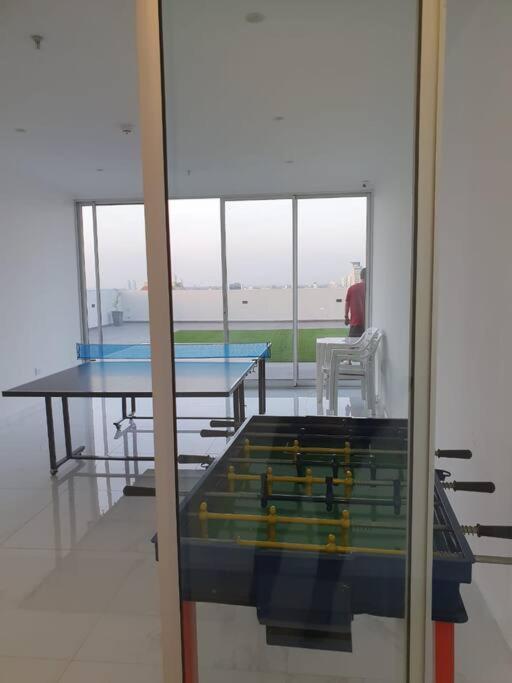 Hermoso Departamento Con Piscina Y Estacionamiento アスンシオン エクステリア 写真
